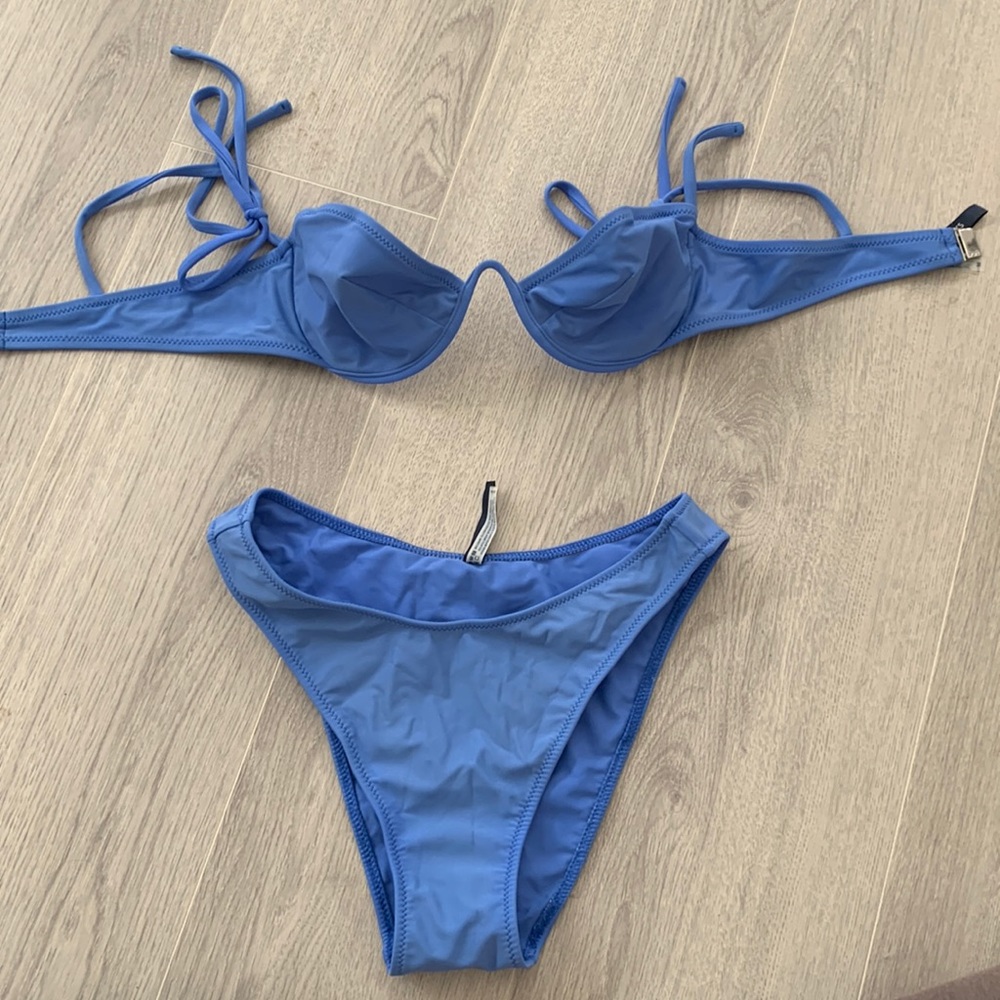 Araks bikini